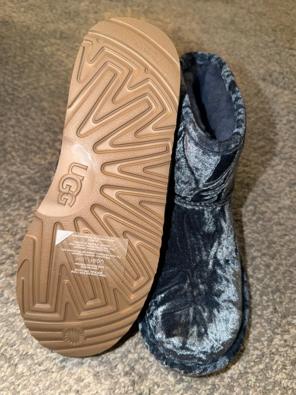 UGG Crushed Velvet Classic Mini Women’s Boots RARE